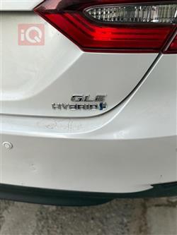 تۆیۆتا کامری